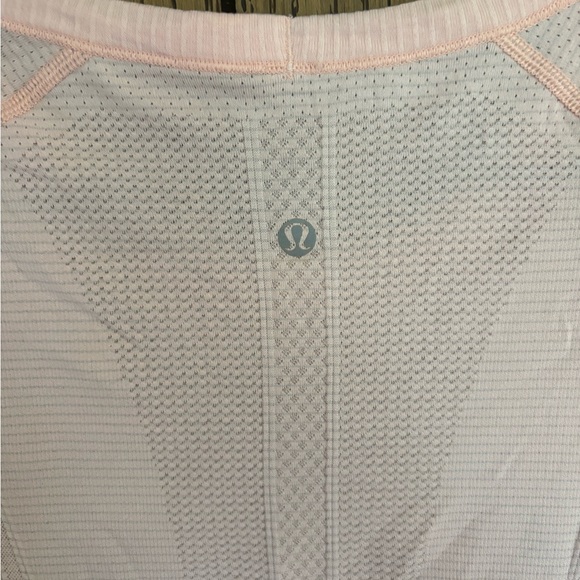 Lululemon Swiftly Tech Short-Sleeve Shirt 2.0. Strawberry Milkshake. Size 12 - Picture 6 of 7